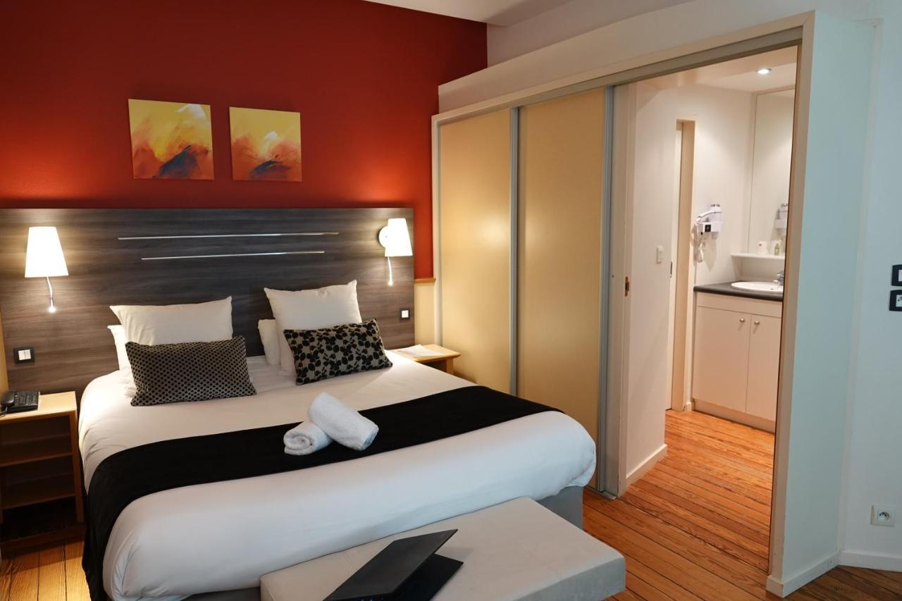 Hotel Cerise - Les Sources ليوكسيل لو بينز المظهر الخارجي الصورة