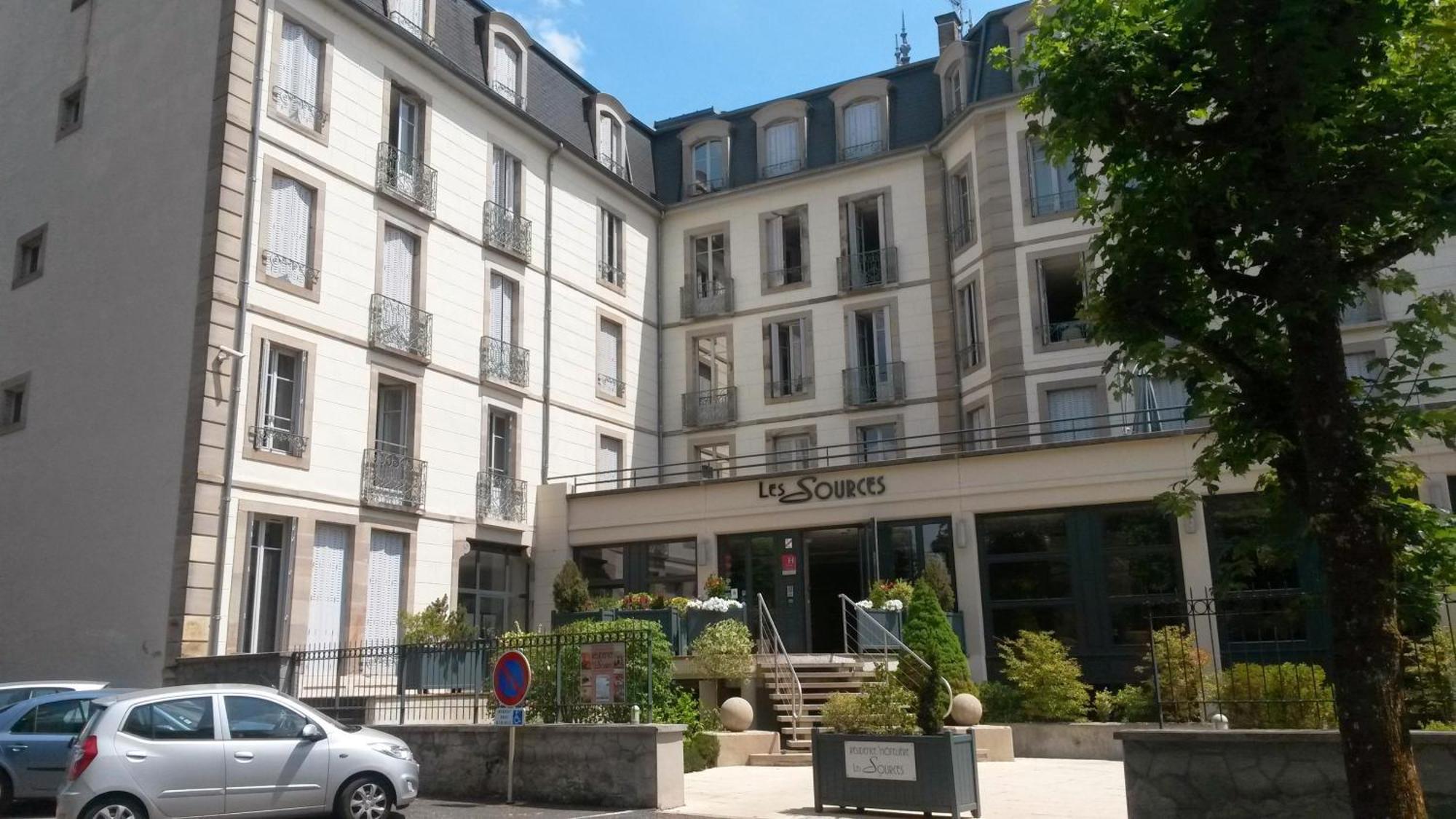 Hotel Cerise - Les Sources ليوكسيل لو بينز المظهر الخارجي الصورة