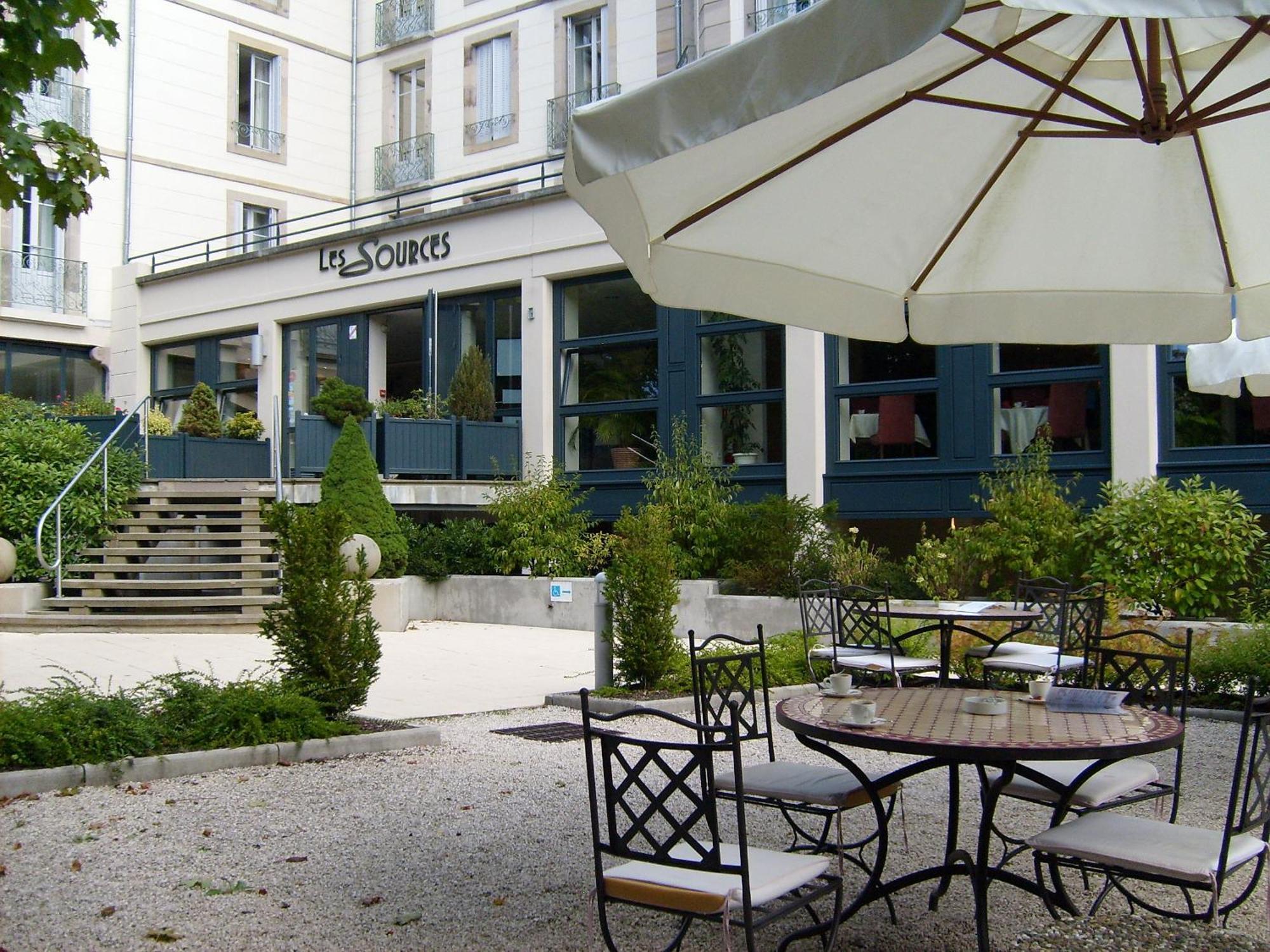 Hotel Cerise - Les Sources ليوكسيل لو بينز المظهر الخارجي الصورة