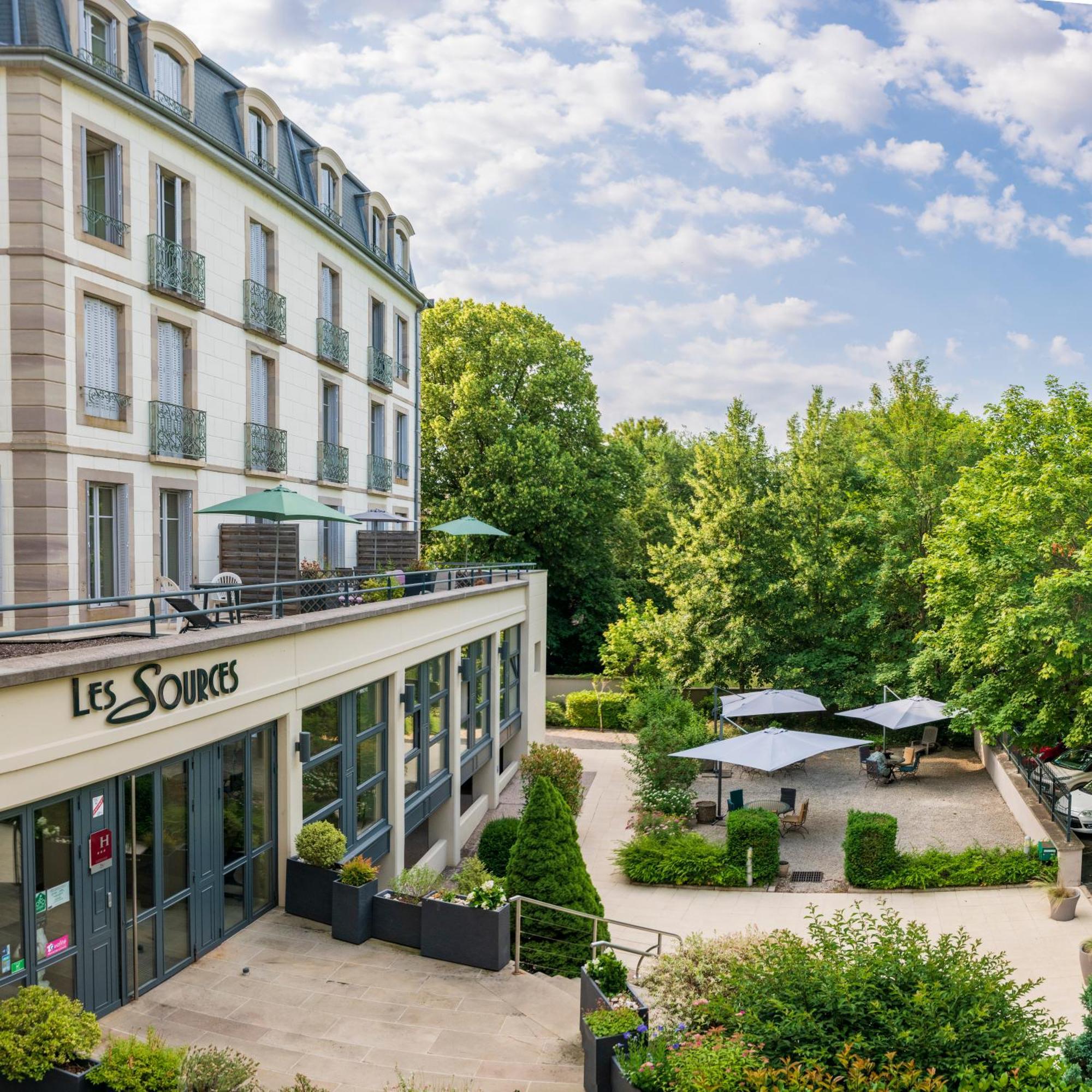 Hotel Cerise - Les Sources ليوكسيل لو بينز المظهر الخارجي الصورة